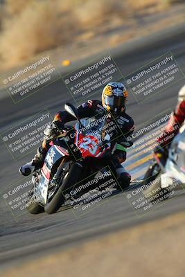 media/Oct-06-2024-Race Pace (Sun) [[d7d39ec7ad]]/1-Turn 10 (730am)/